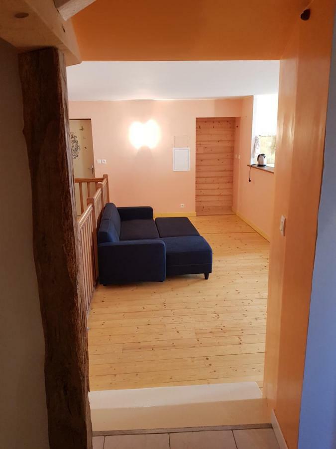 Apartment Micha Saint-Lothain